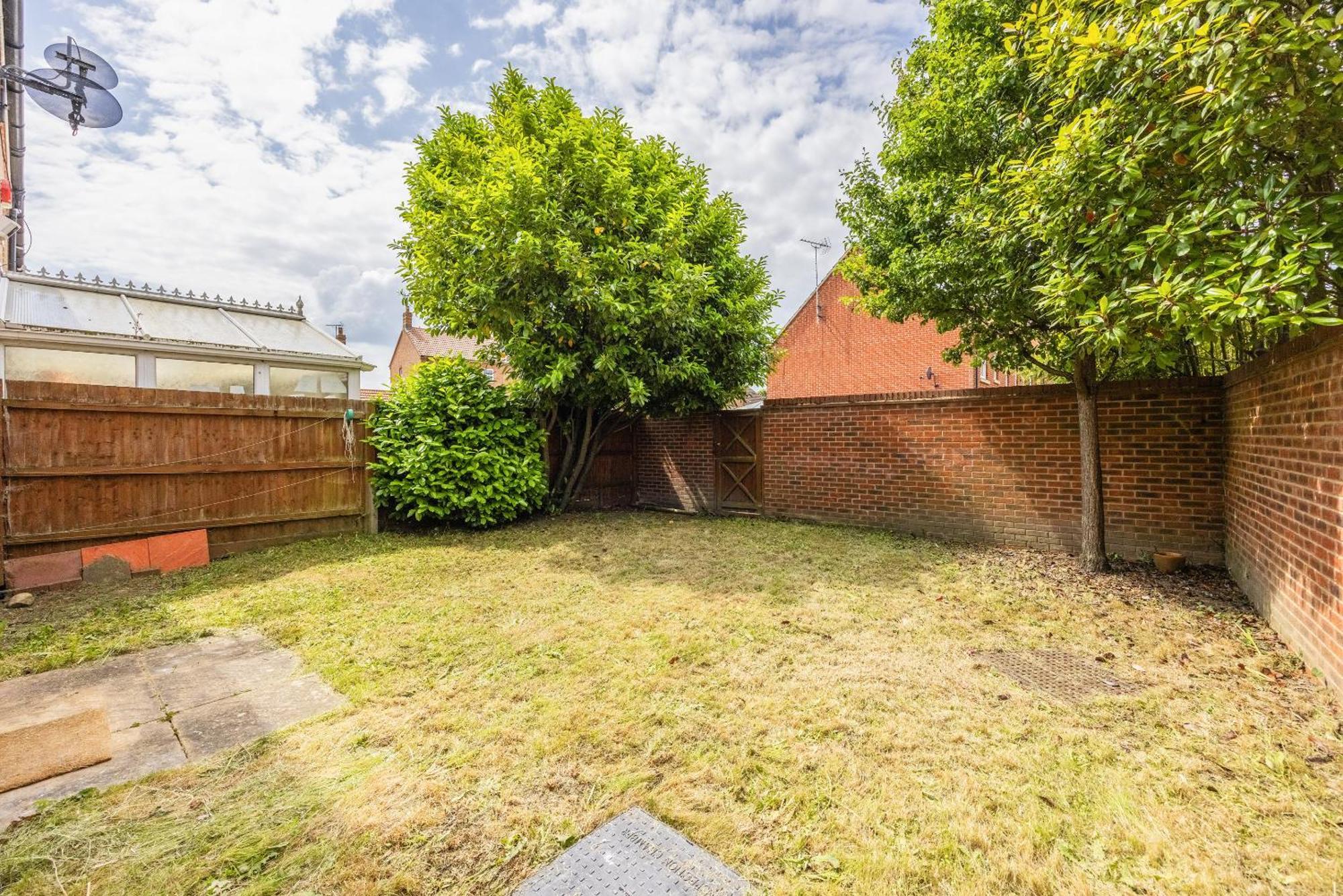 Villa 2 Tracy Avenue Slough Exterior foto