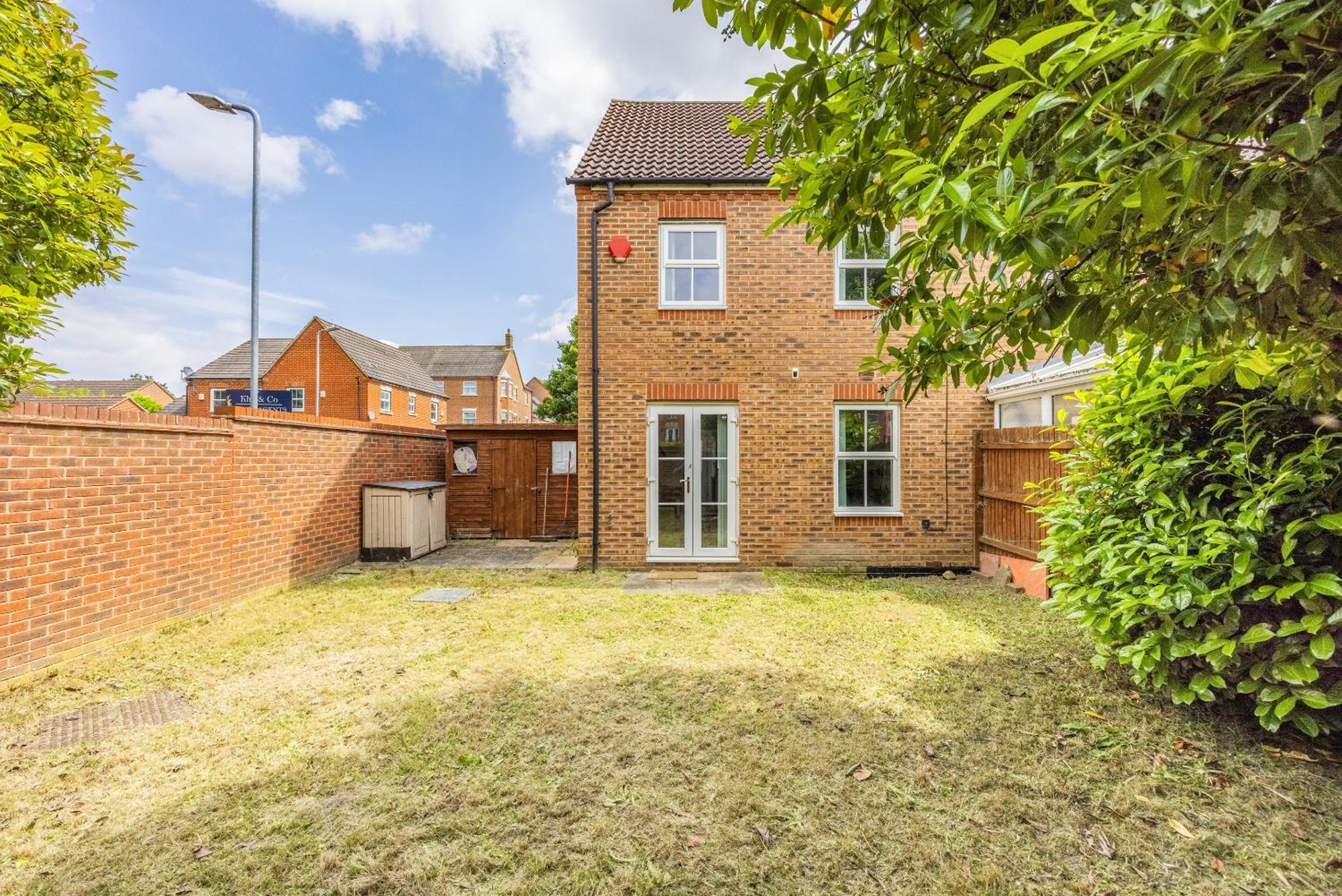 Villa 2 Tracy Avenue Slough Exterior foto